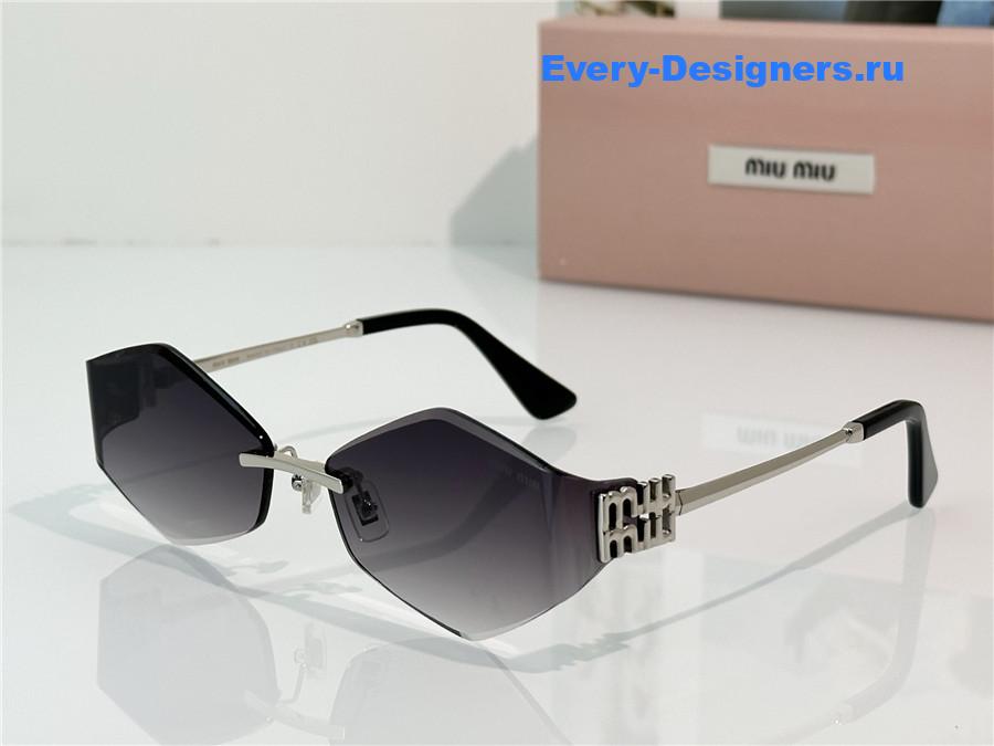 Miu Miu MU140AV Sunglasses