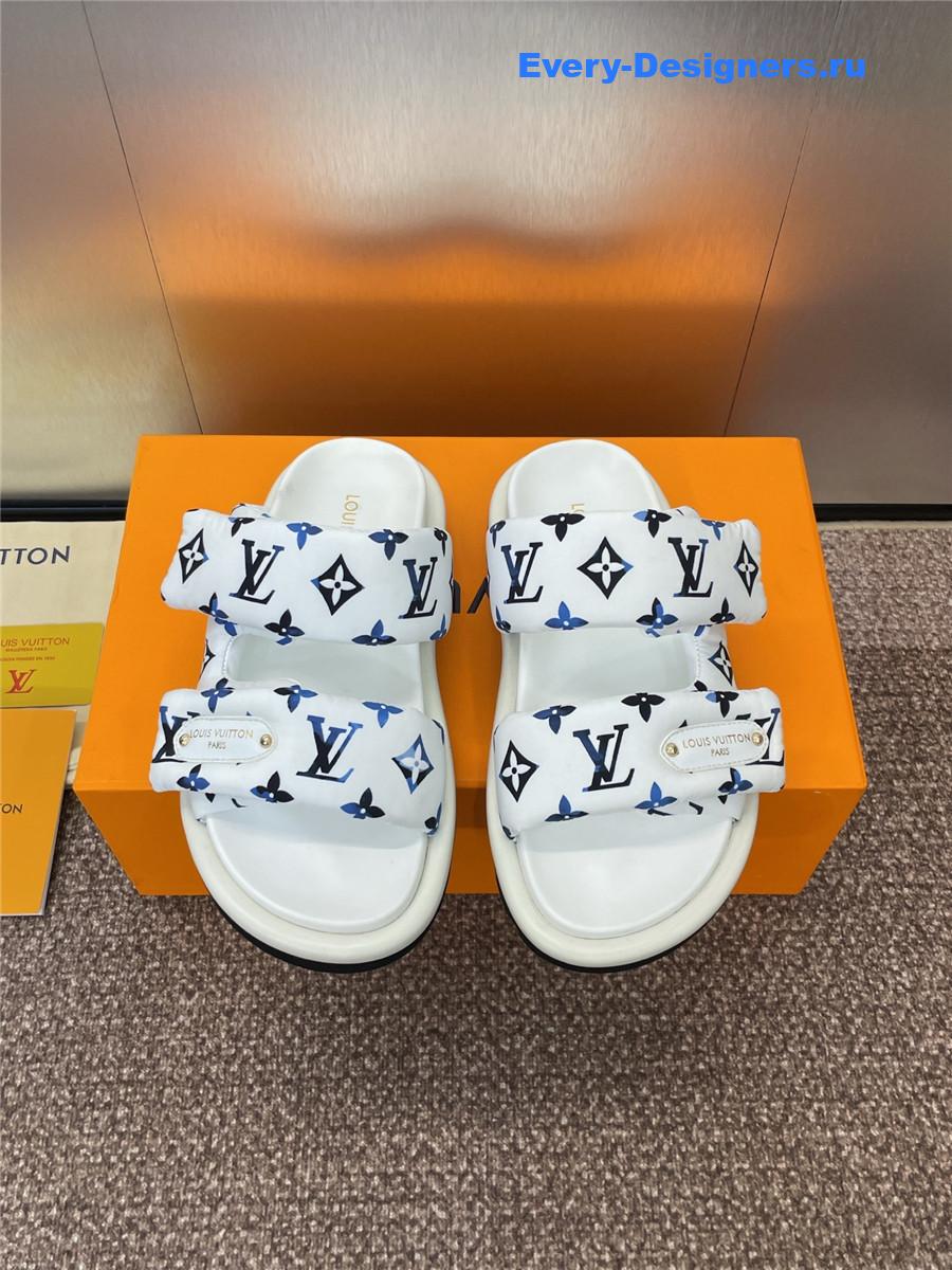 l0vis Vvtt0n lv embossed logo sandals