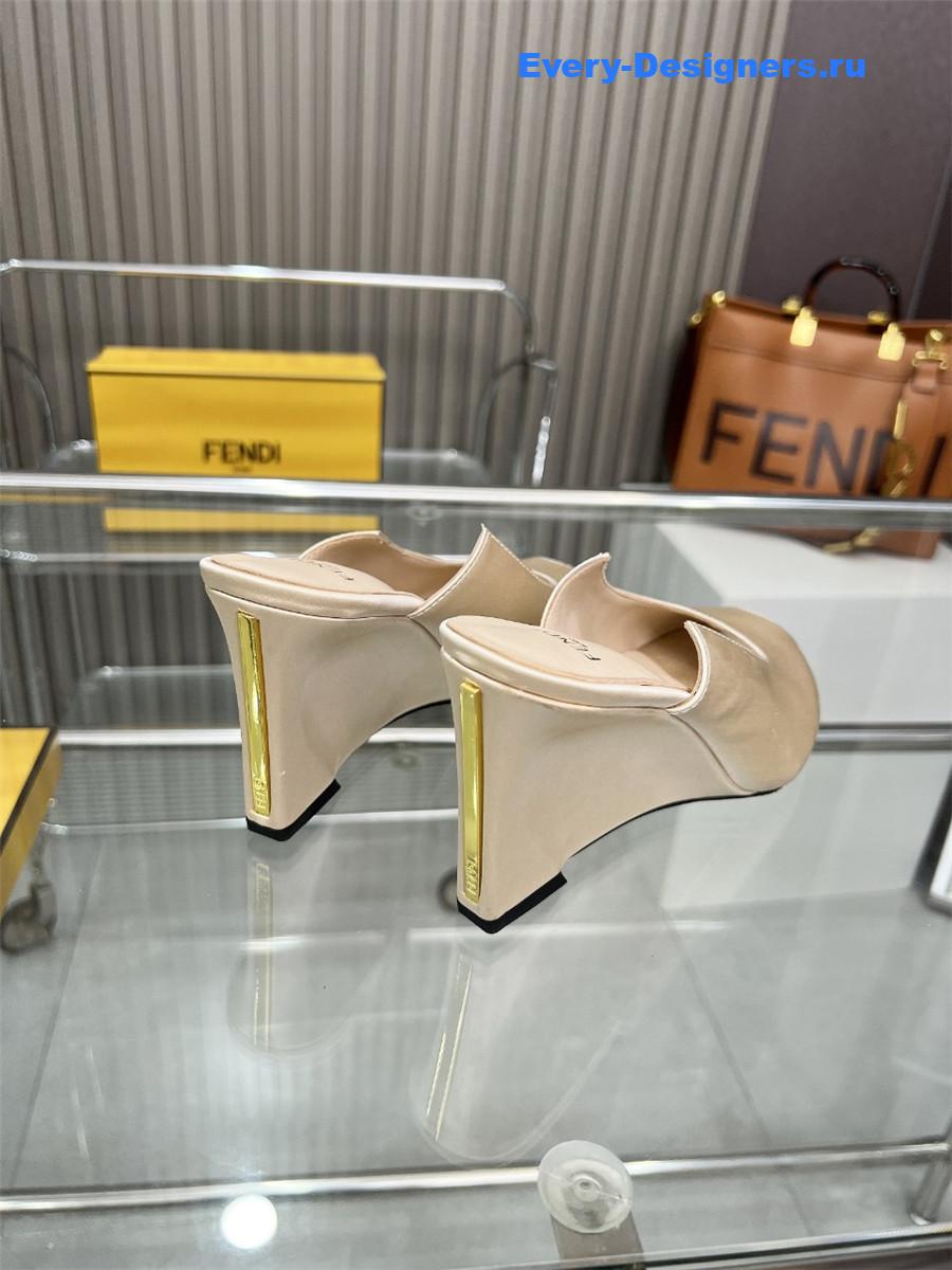 F**di lupita beige leather wedge mules