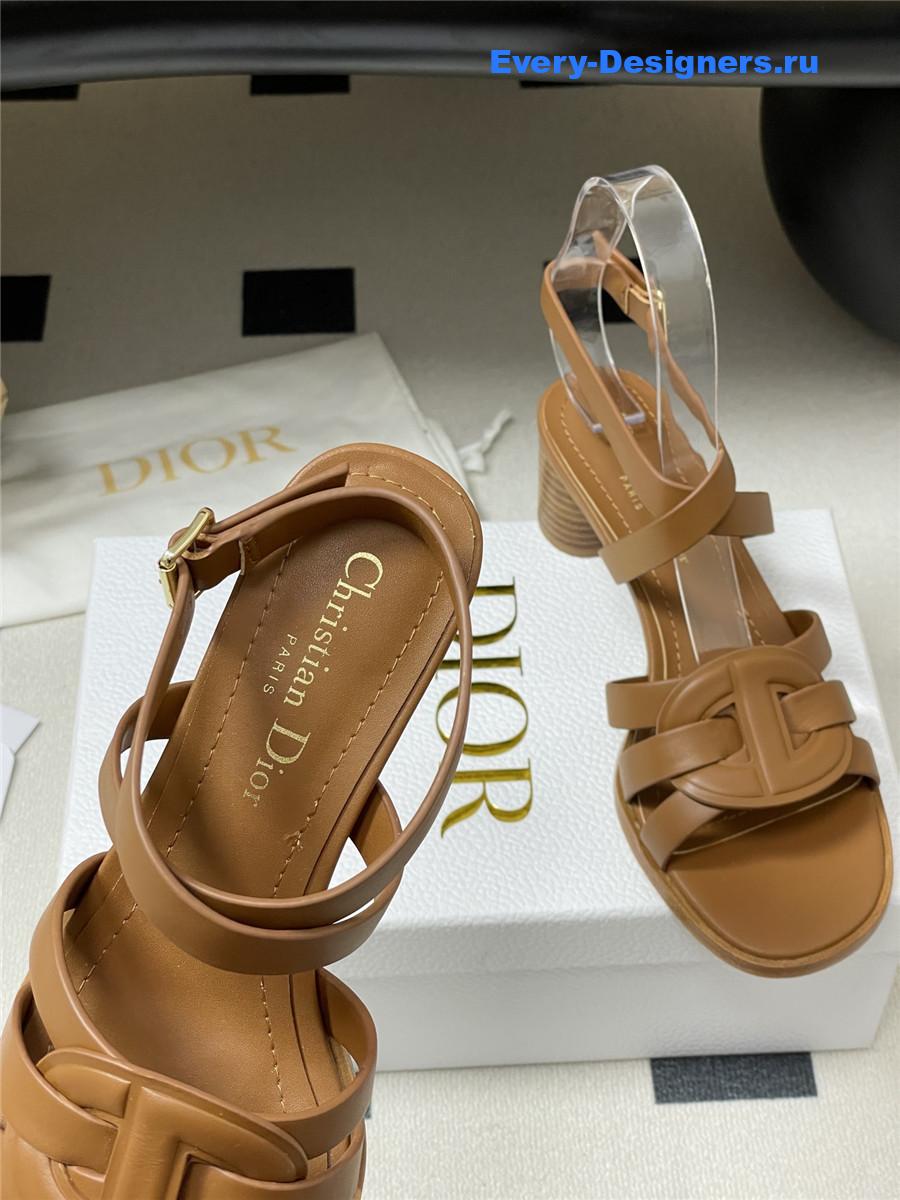 D10r d-club brown heeled sandals