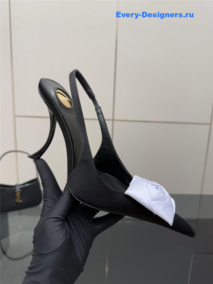 Sa1nt Lau*nt black floral pumps