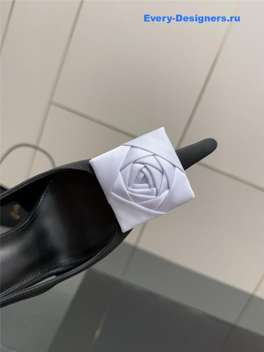 Sa1nt Lau*nt black floral pumps