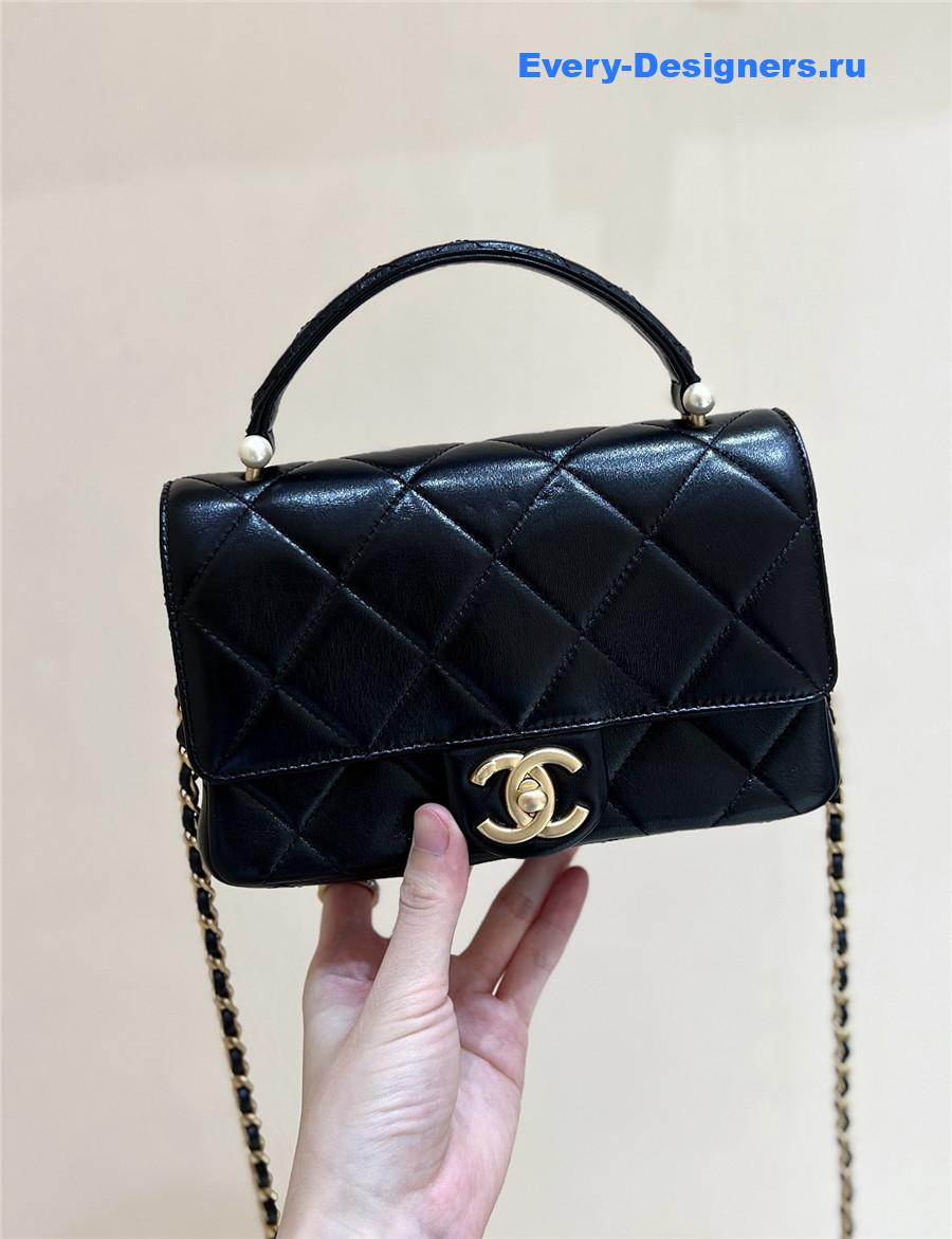 Ch**el black quilted lambskin bag