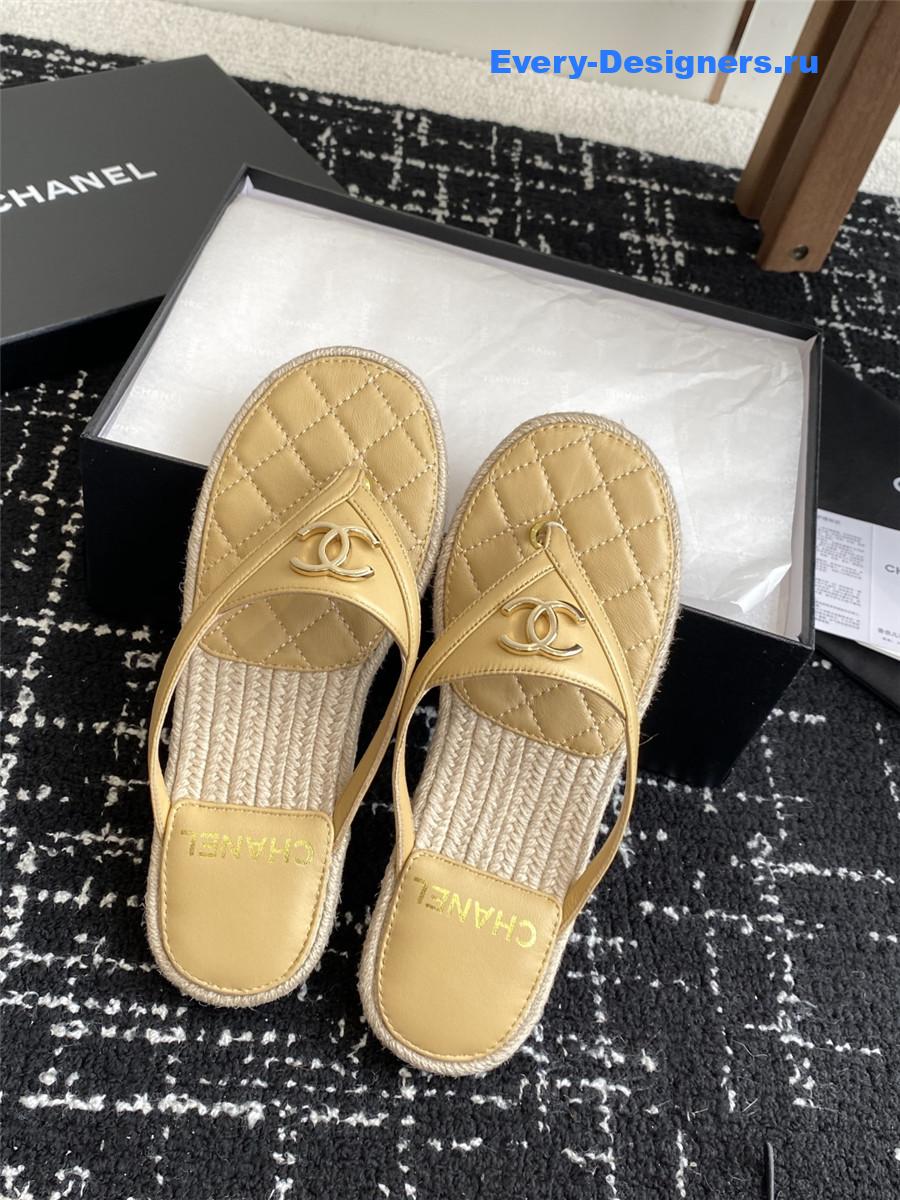 Ch**el beige suede thongs