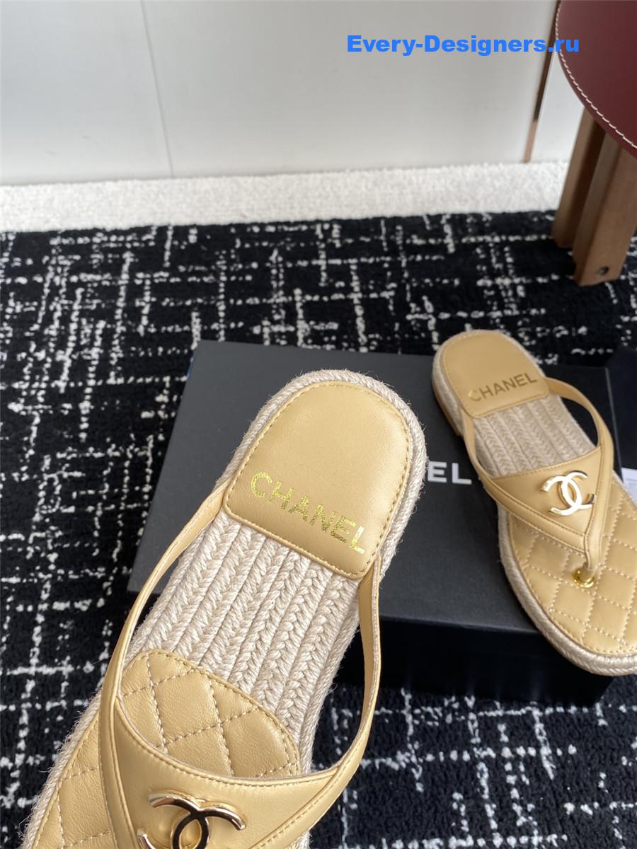 Ch**el beige suede thongs