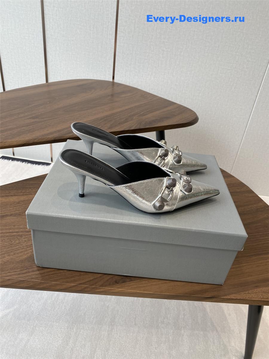 Ba1en*iaga cagole silver pumps