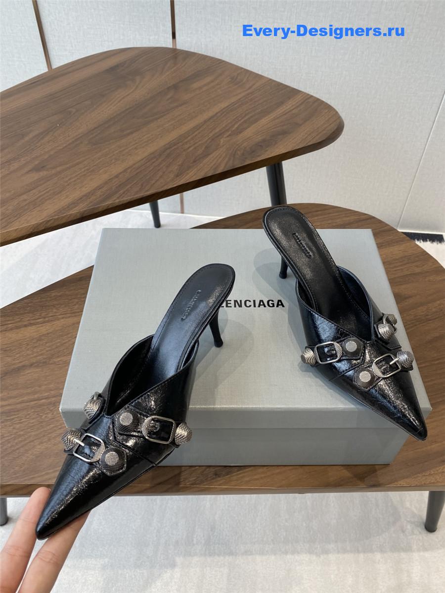 Ba1en*iaga cagole black pumps
