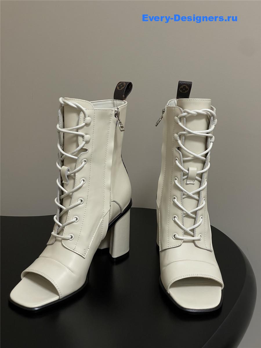 l0vis Vvtt0n berlin white boots