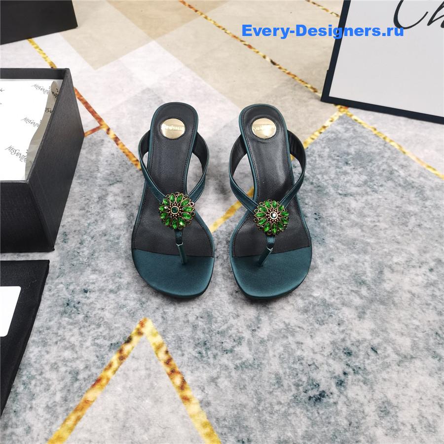 Sa1nt Lau*nt green rhinestone slippers