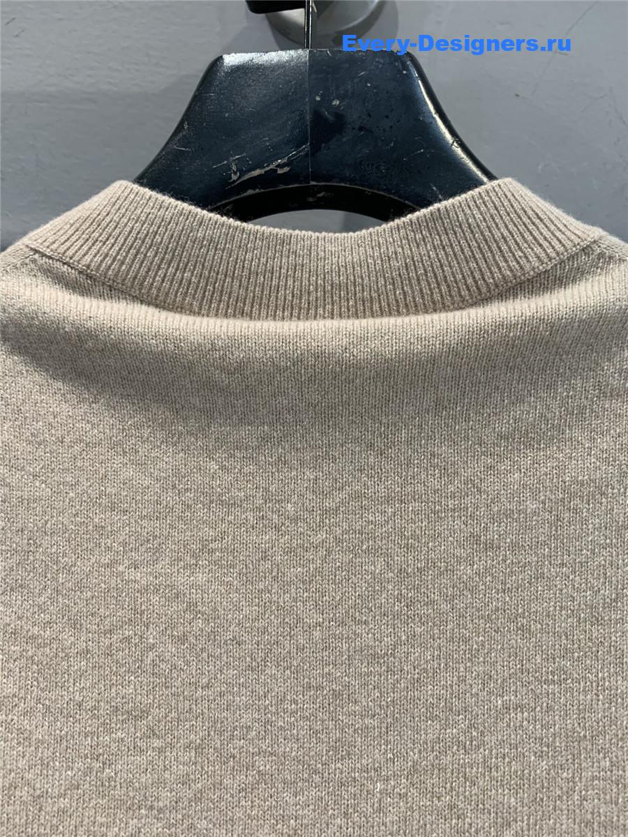l0vis Vvtt0n sequin knit top