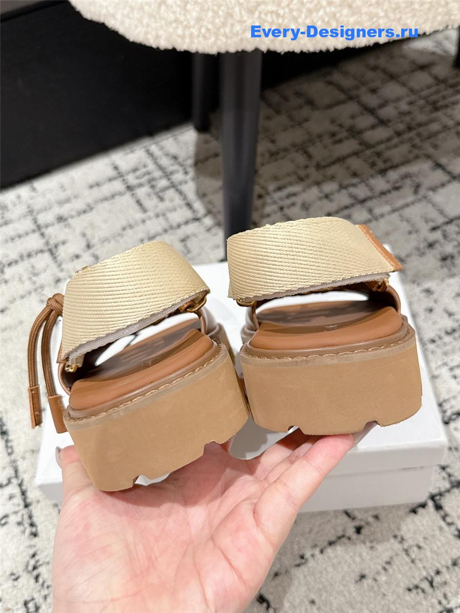 Ce1i*e billie chunky sandals in brown