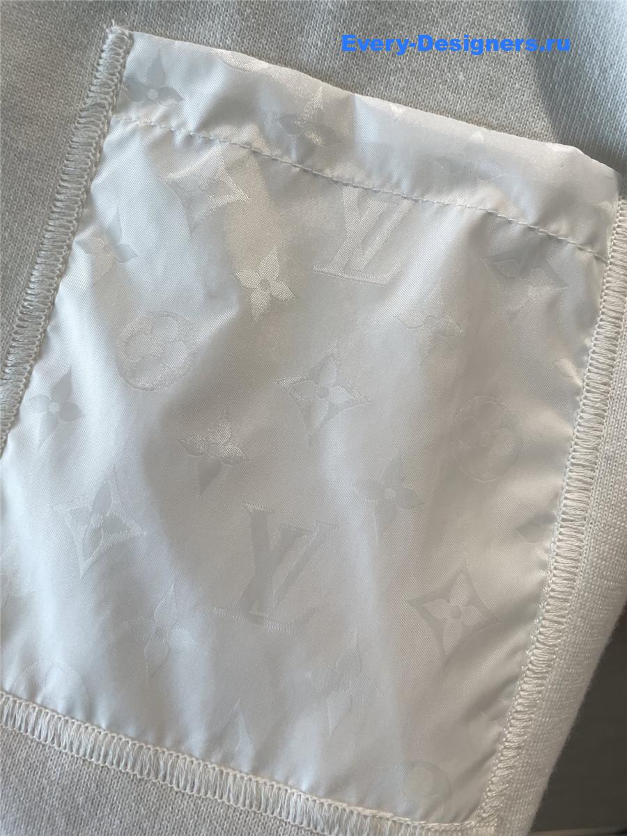 l0vis Vvtt0n white pocket tee