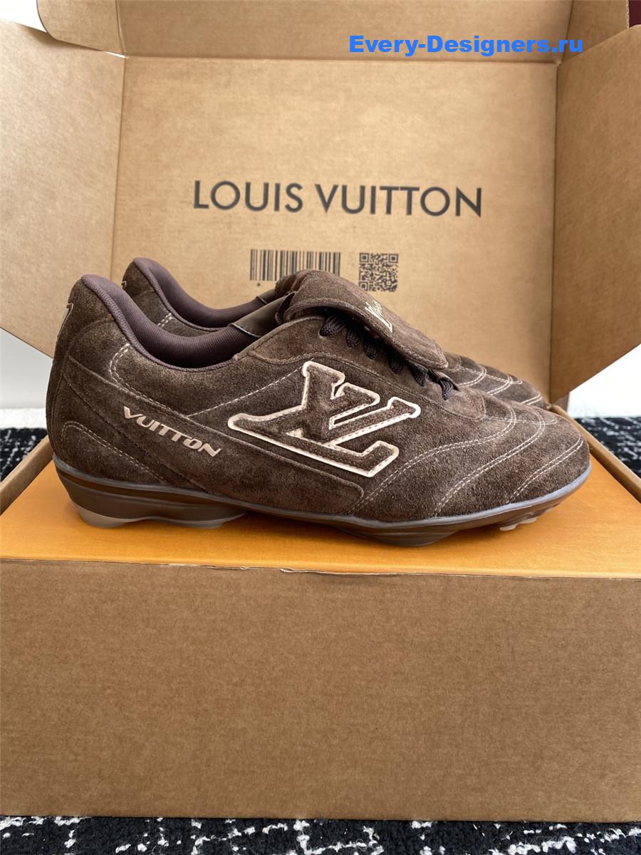 l0vis Vvtt0n lv footprint soccer sneaker in brown