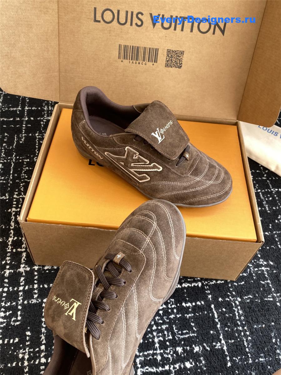 l0vis Vvtt0n lv footprint soccer sneaker in brown
