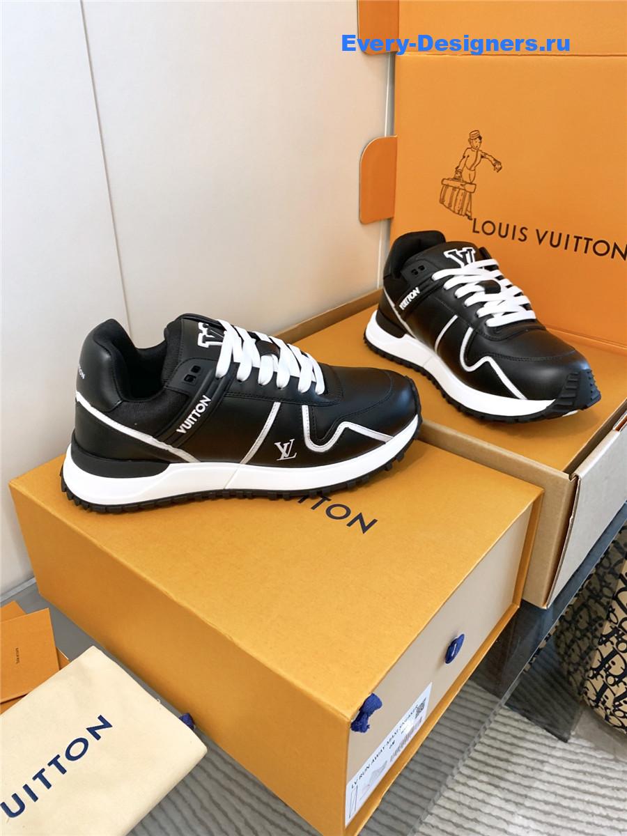 l0vis Vvtt0n black run away maxi sneakers