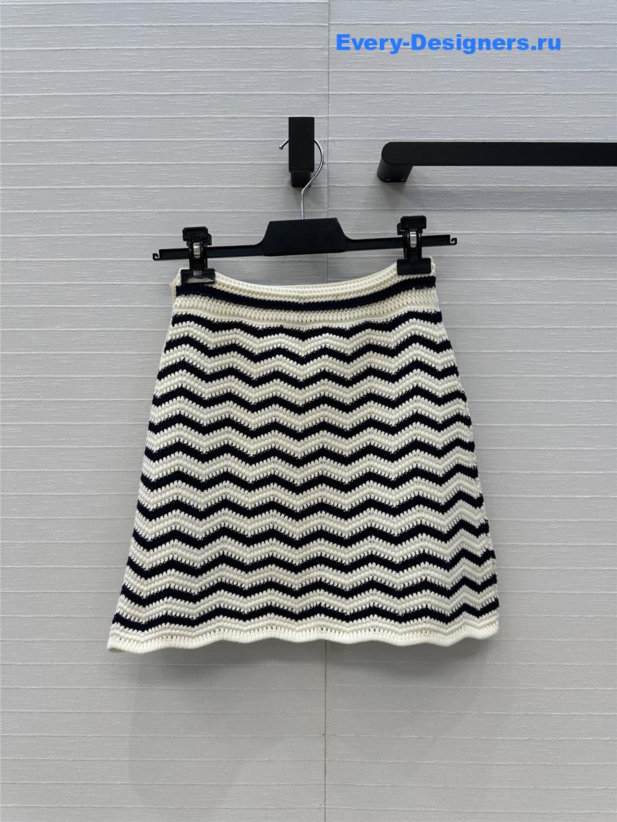 Ce1i*e wave stripe knit skirt