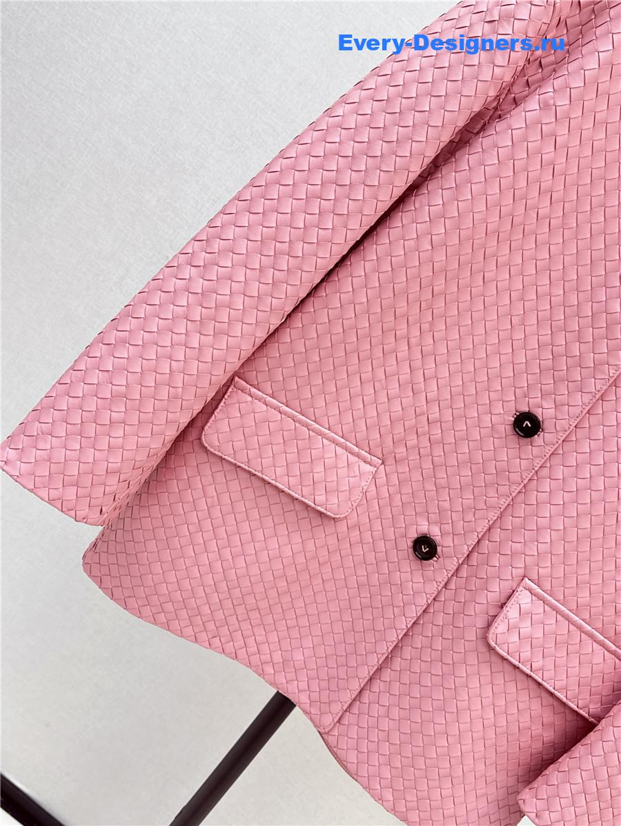 b0tt*ga Ven*ta pink intrecciato jacket
