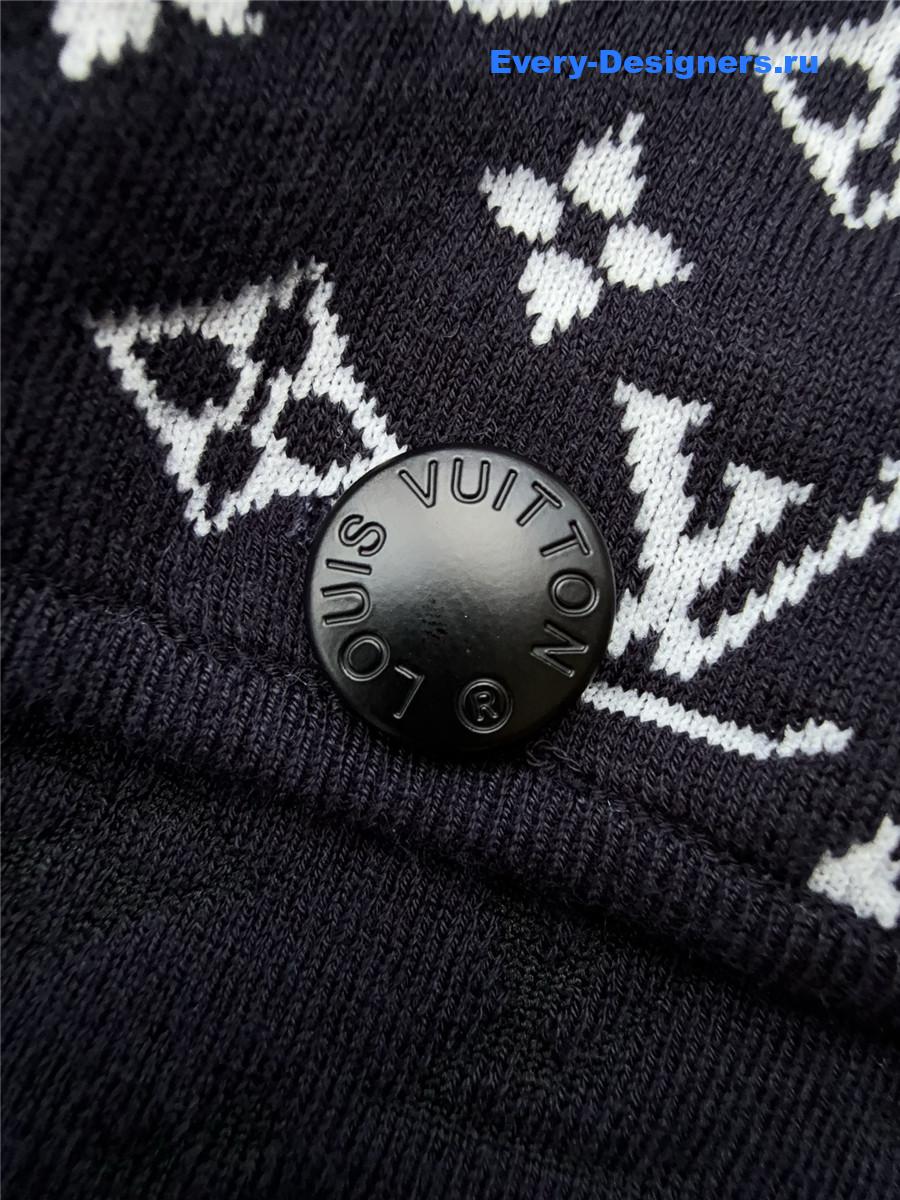 l0vis Vvtt0n cropped m/s hooded zip-up jumper