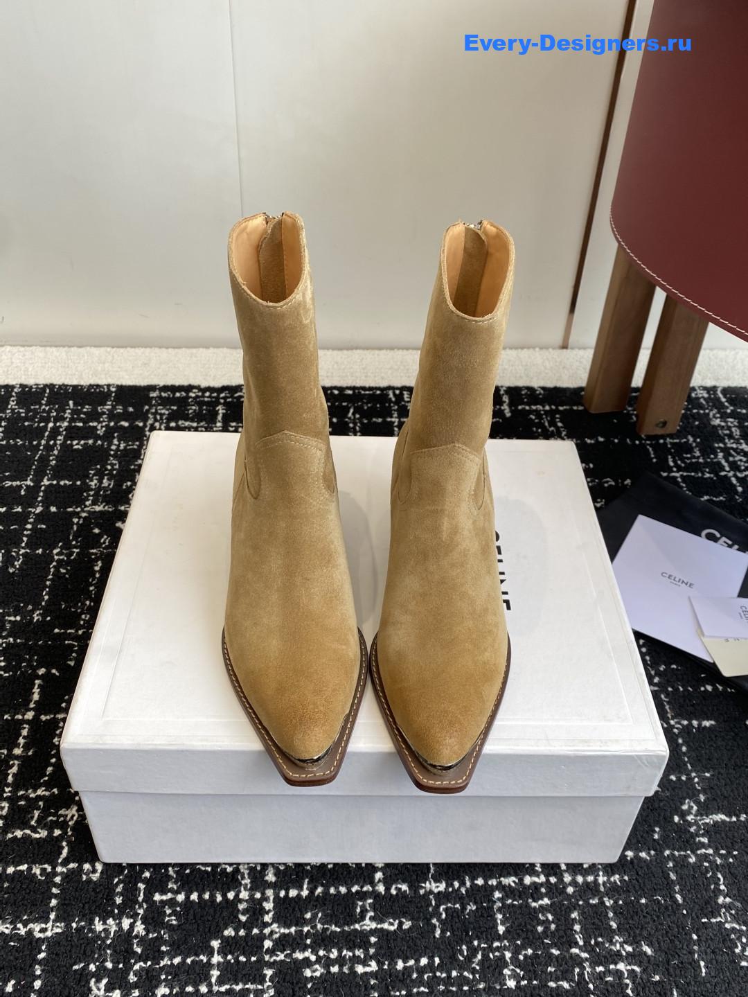 Ce1i*e womens beige suede zipped boots
