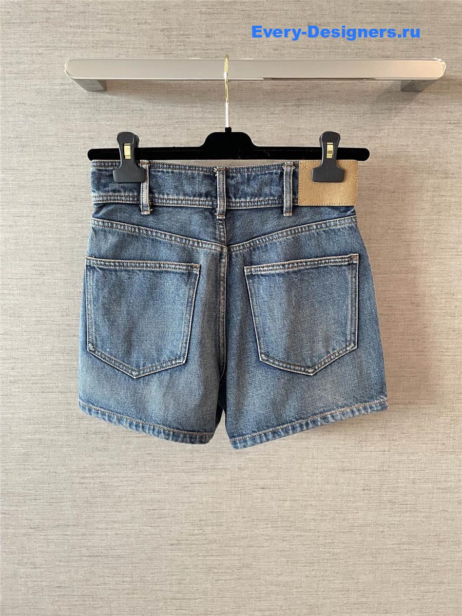 Ce1i*e kitty shorts