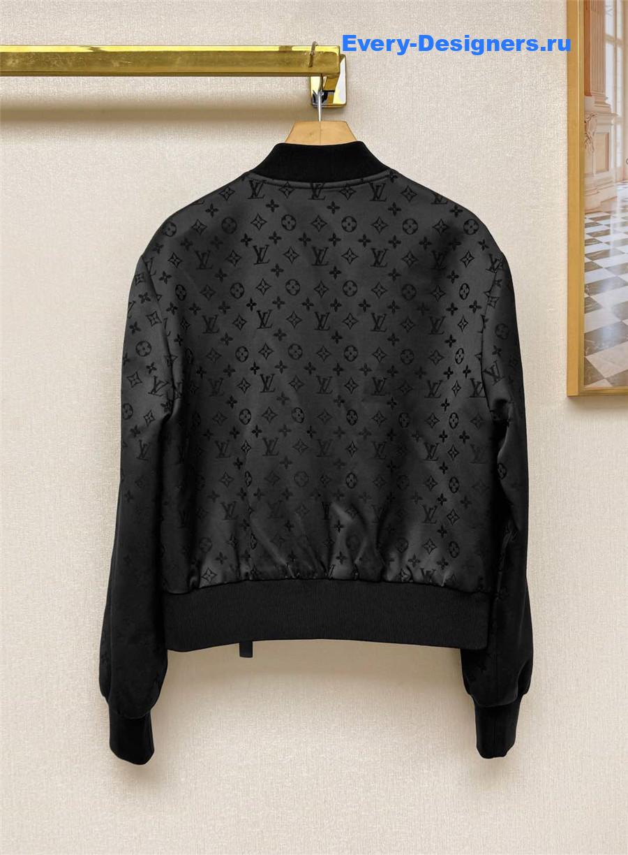 l0vis Vvtt0n embossed monogram jacket