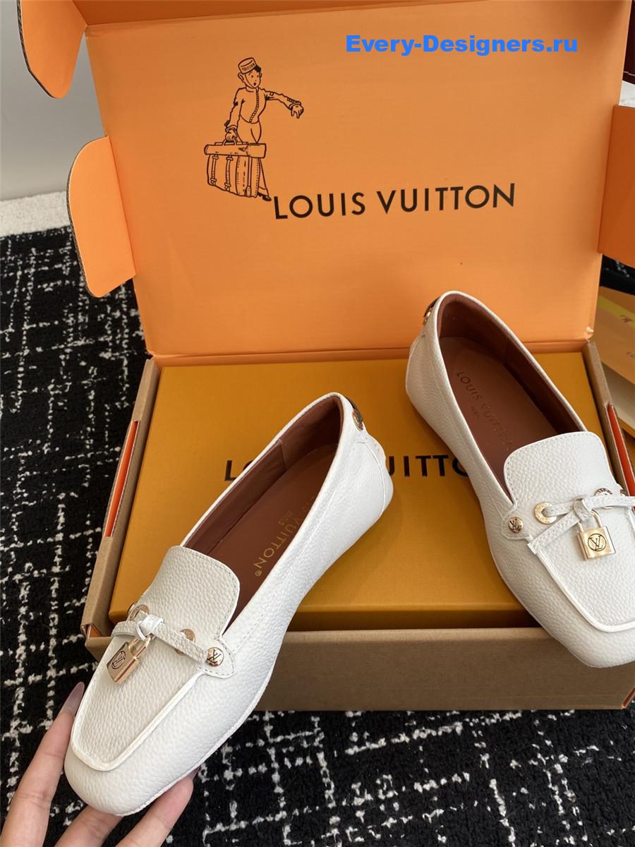 l0vis Vvtt0n gloria white loafers