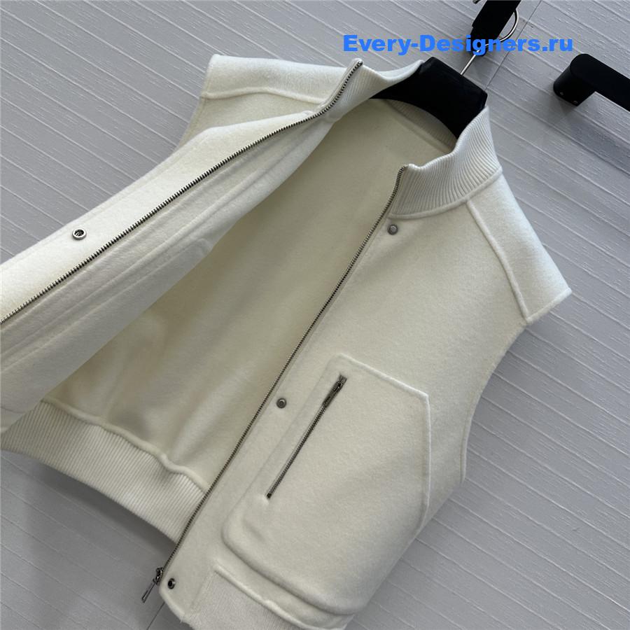 H**me5 sleeveless bomber jacket in off-white