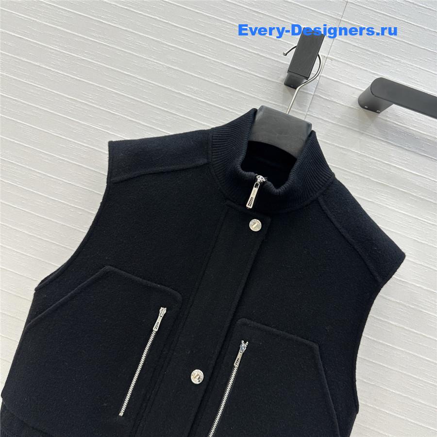 H**me5 black sleeveless bomber jacket