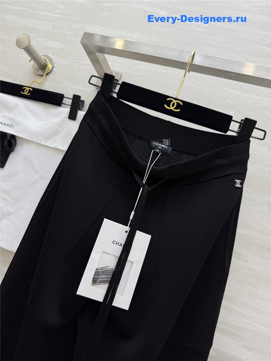 Ch**el black & white trim knit pants