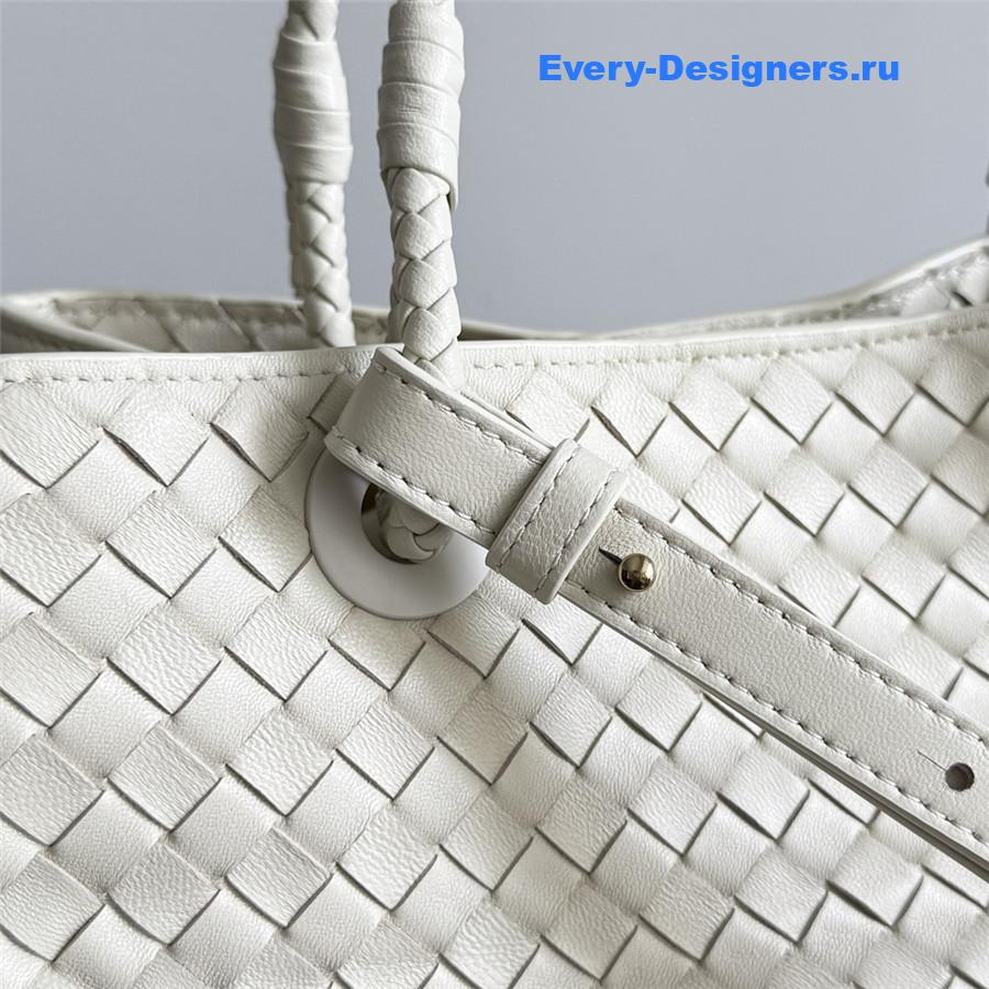 b0tt*ga Ven*ta white leather basket shoulder bag