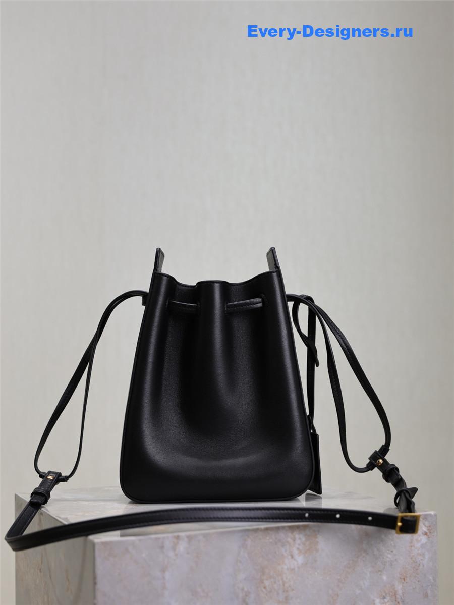 Sa1nt Lau*nt black leather bucket bag