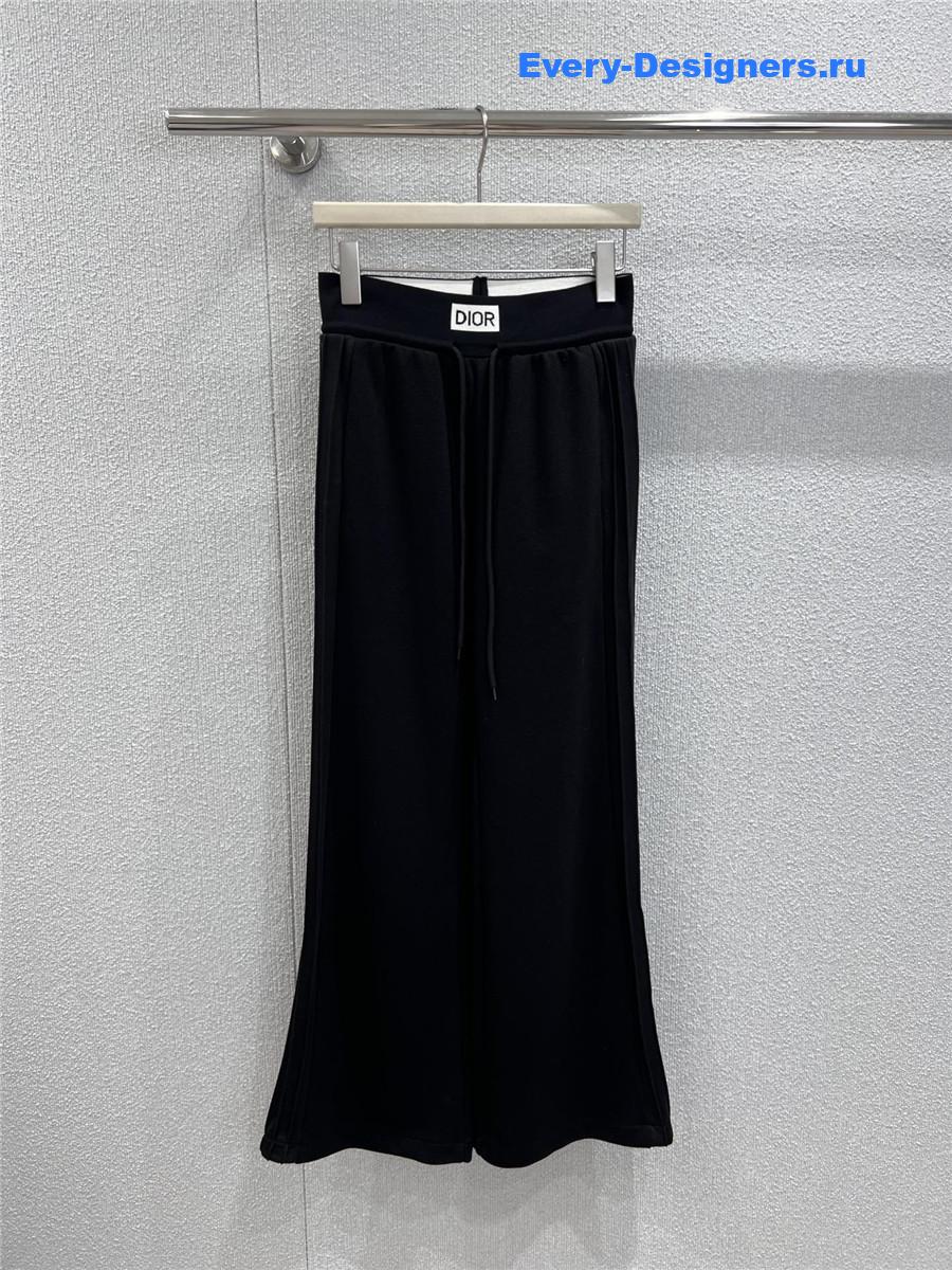 D10r black letter waistband sports pants