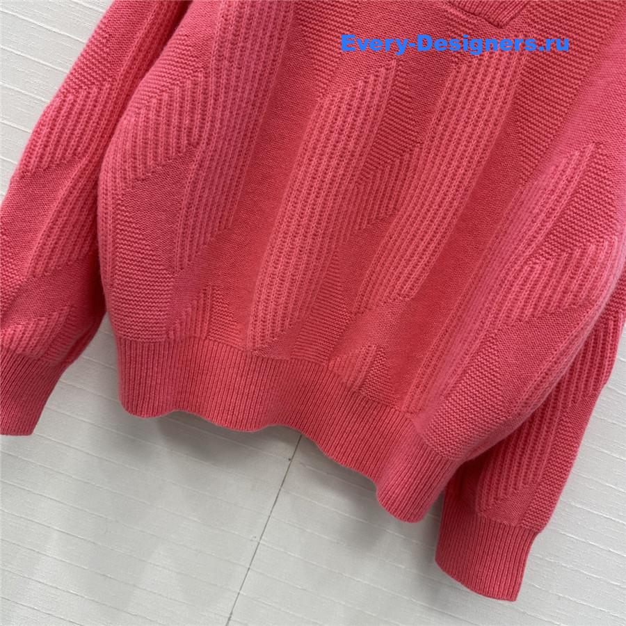 H**me5 logo jacquard pink cashmere sweater