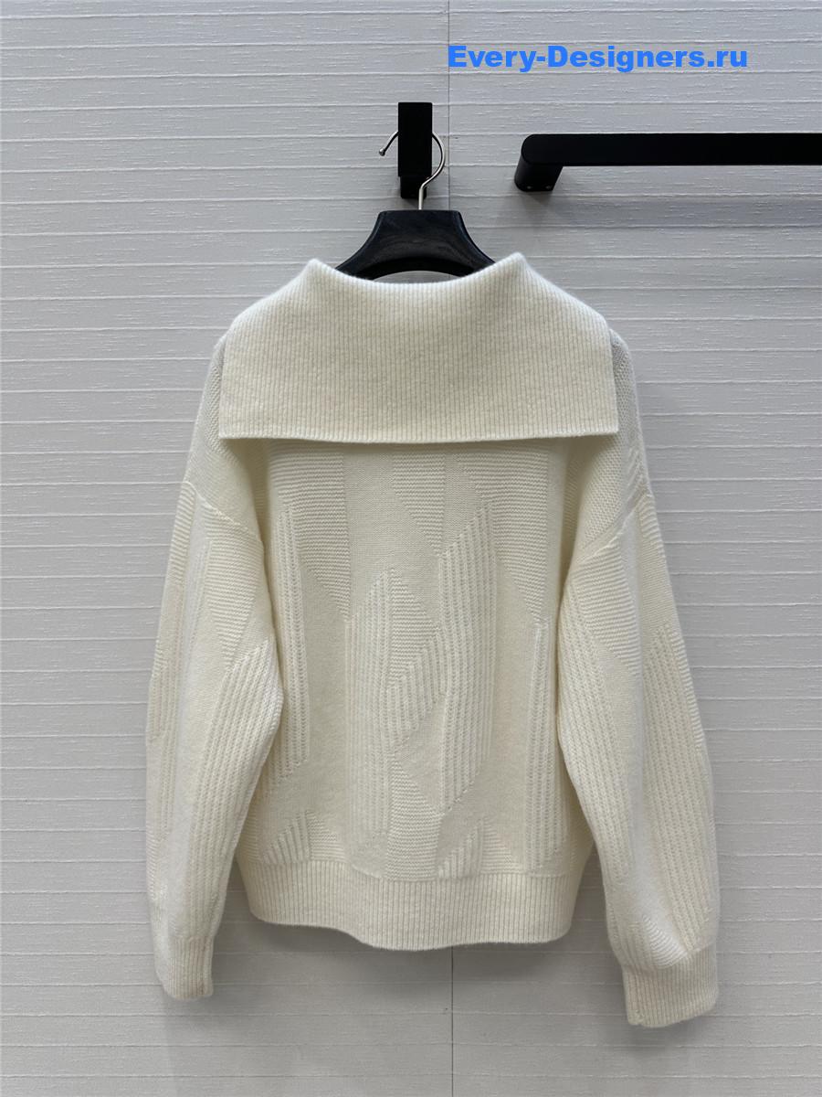 H**me5 logo jacquard white cashmere sweater