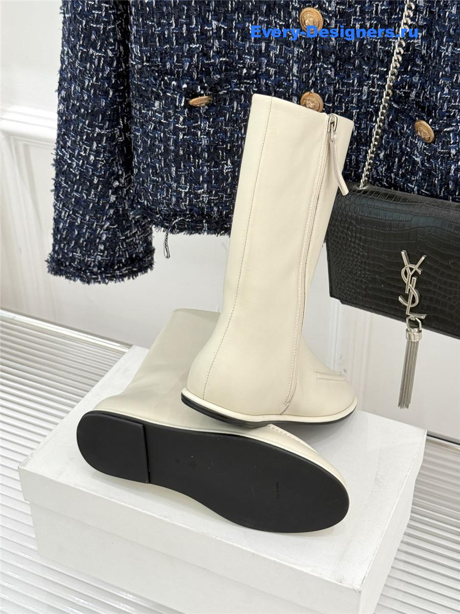 The R0w white canal ankle boots
