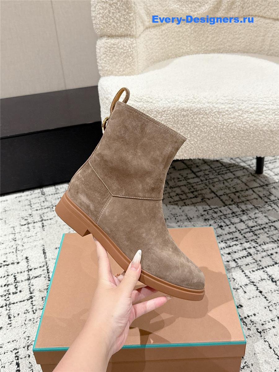 L0r0 P1ana  kilda gray suede ankle boots