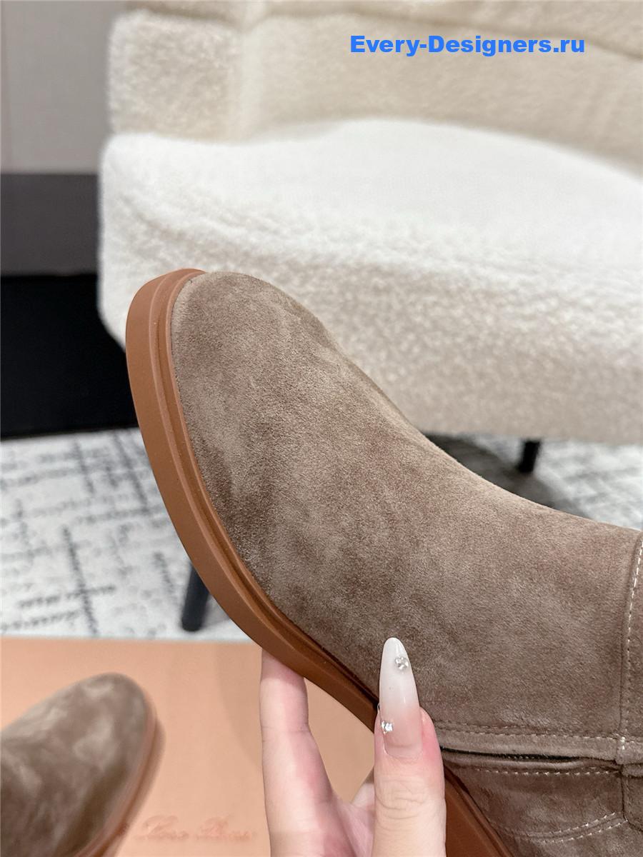 L0r0 P1ana  kilda gray suede ankle boots