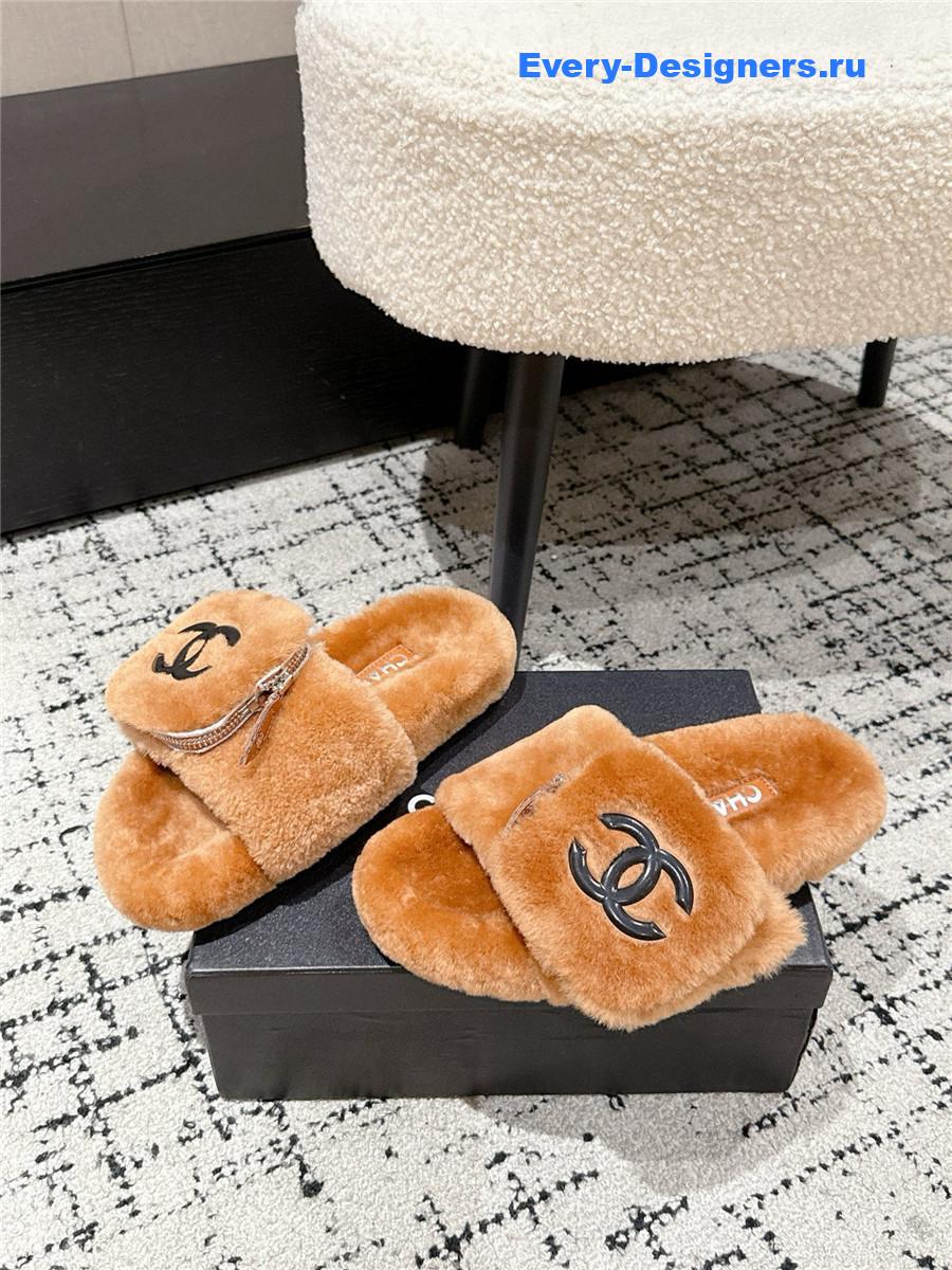 Ch**el brown logo cc wool slides