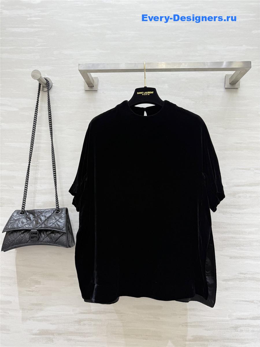 Sa1nt Lau*nt black silk velvet top