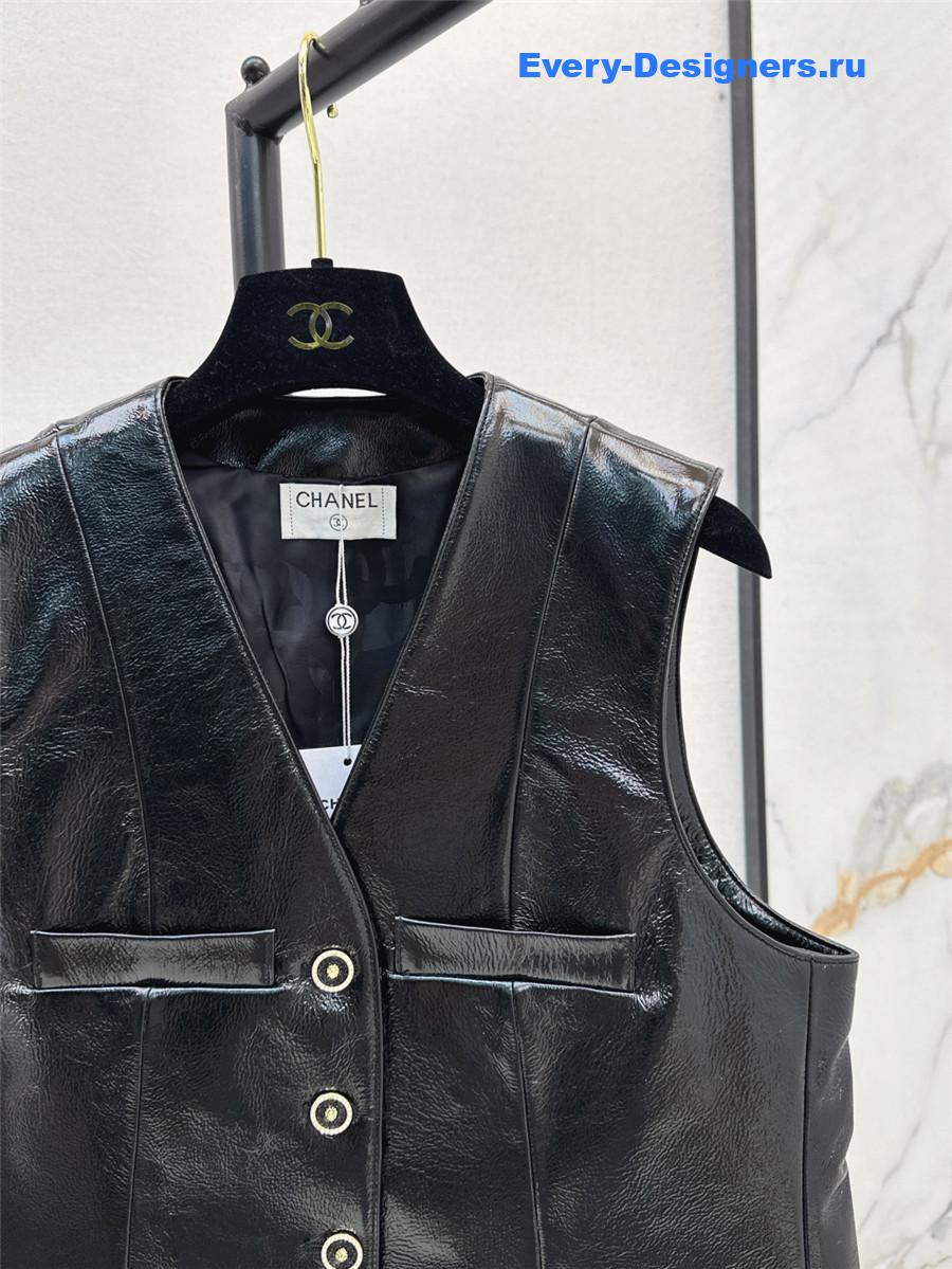 Ch**el black leather vest