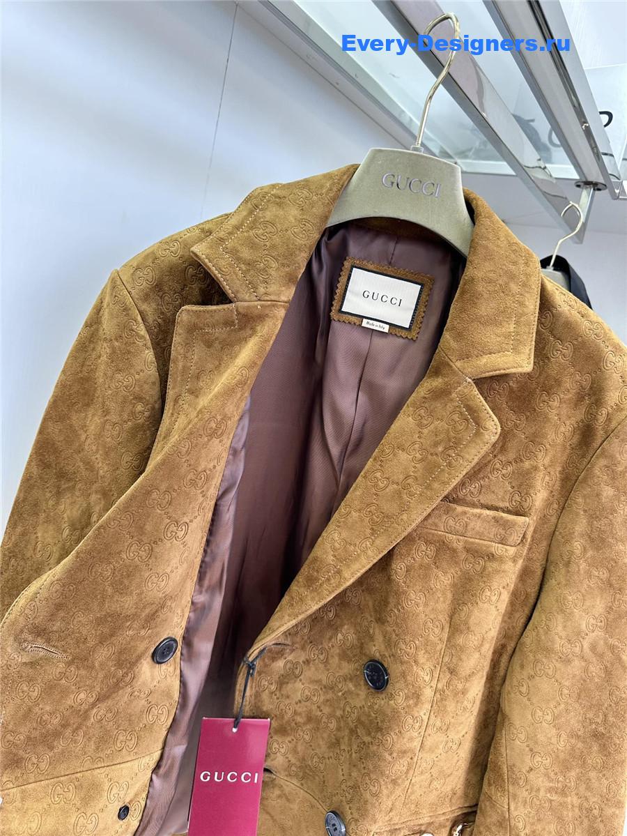 Gvc*1 gg brown suede jacket
