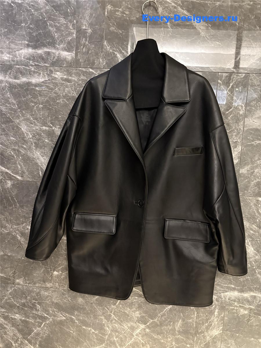 Sa1nt Lau*nt classic black leather blazer