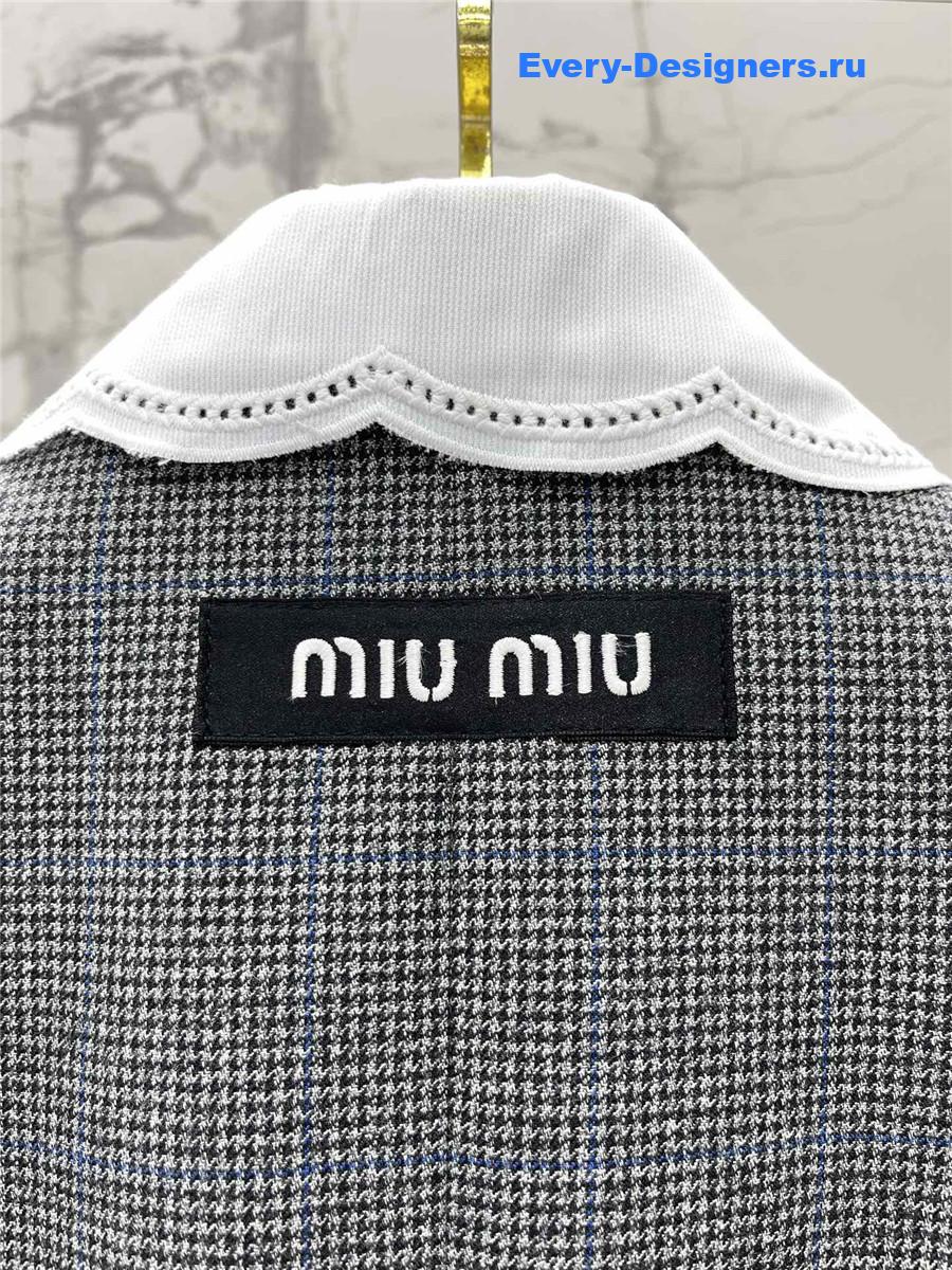 Miu Miu Grey Detachable Lace Collar Blazer