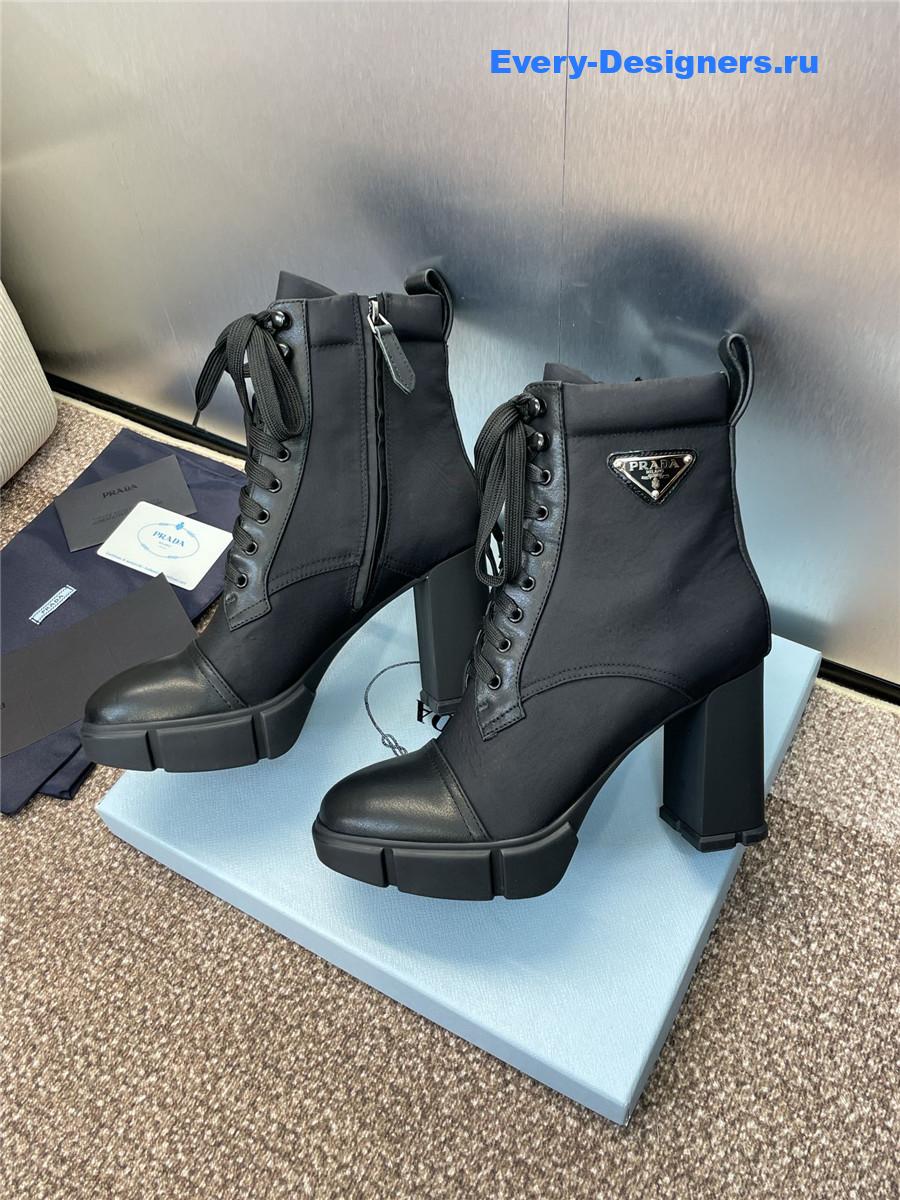 Pra*a spazzolato re-nylon metal triangle logo ankle boots