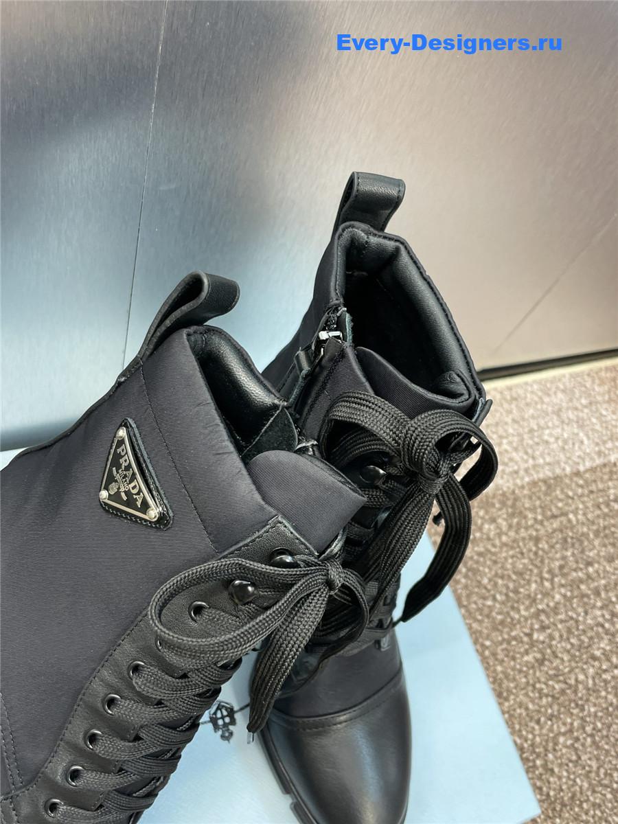 Pra*a spazzolato re-nylon metal triangle logo ankle boots