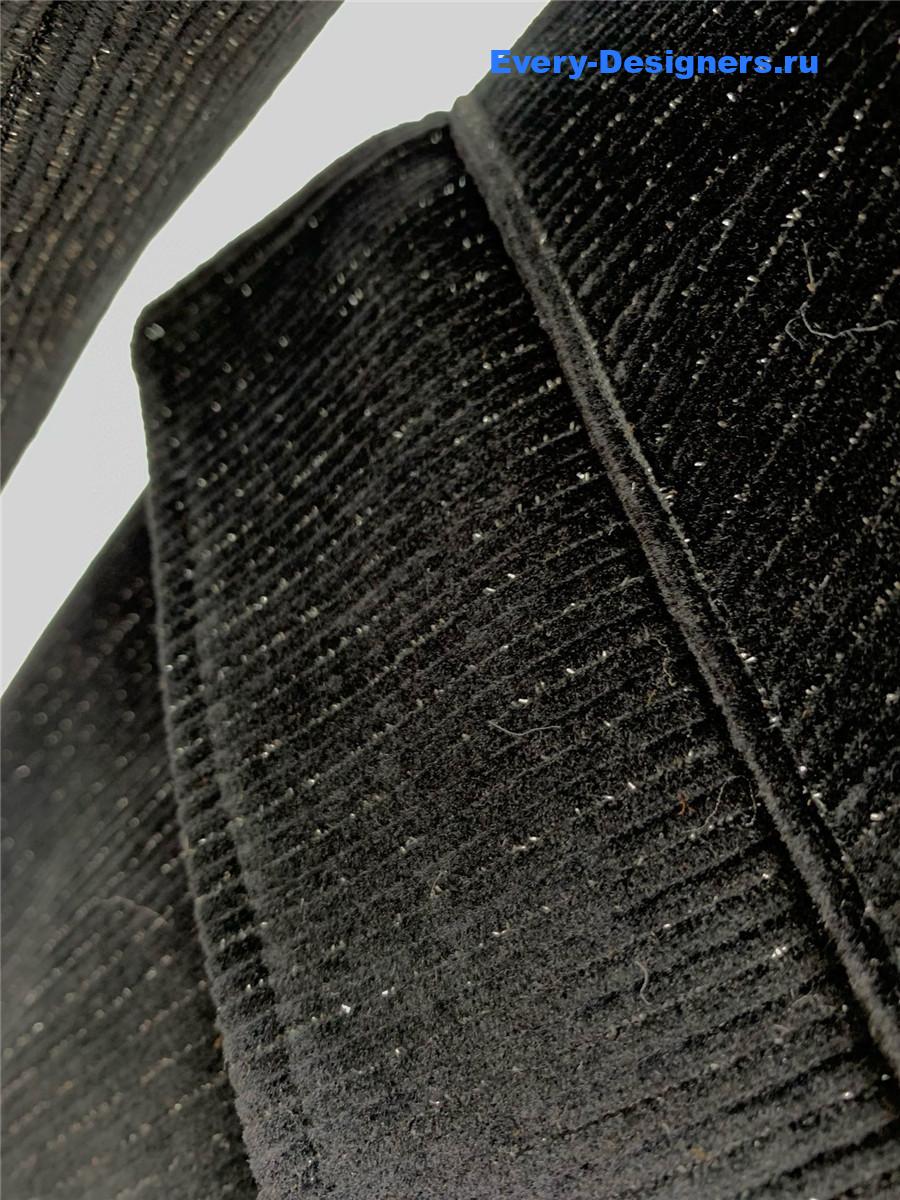 Sa1nt Lau*nt black velvet blazer