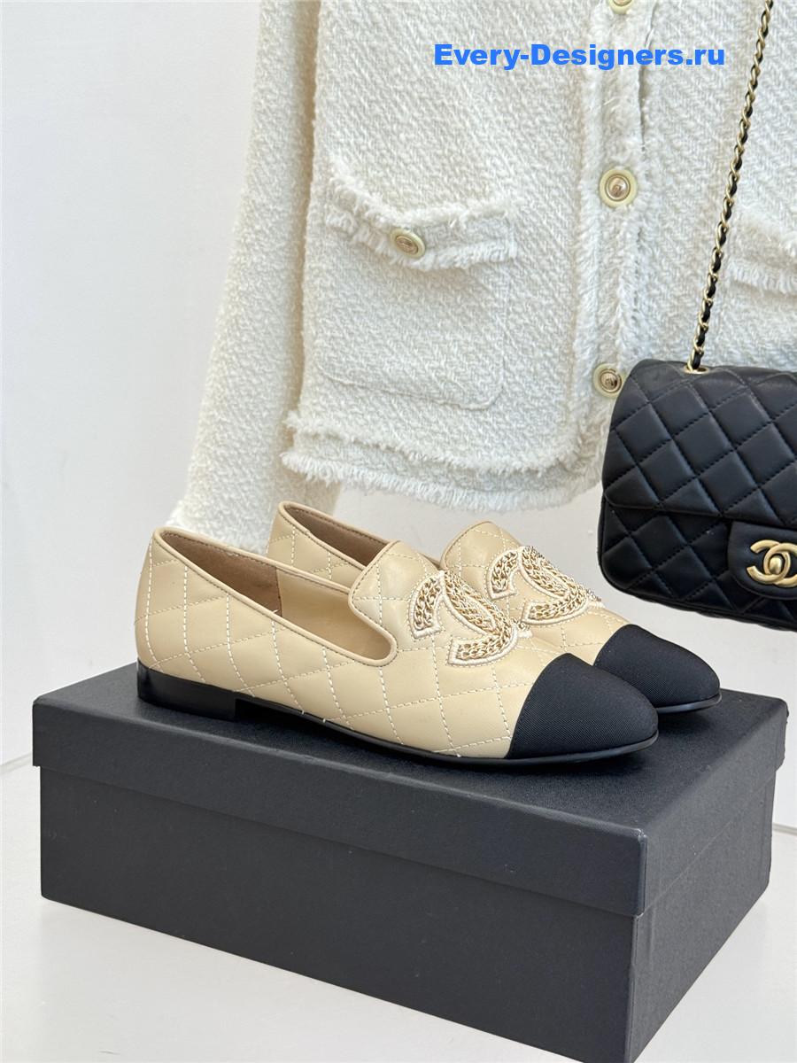 ch**el cc chain D1am0nd beige loafers