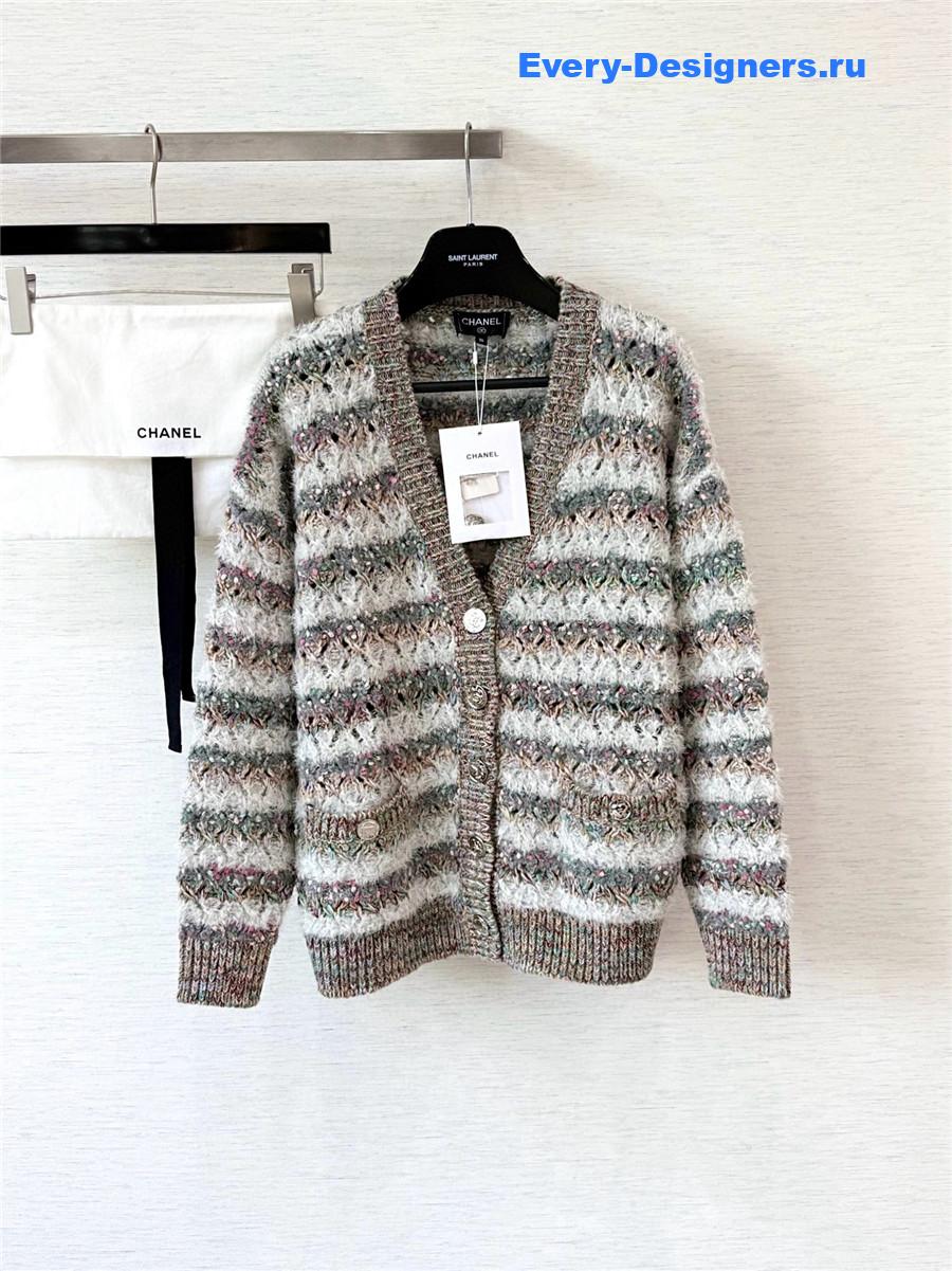 Ch**el coffee milk striped v-neck cardigan