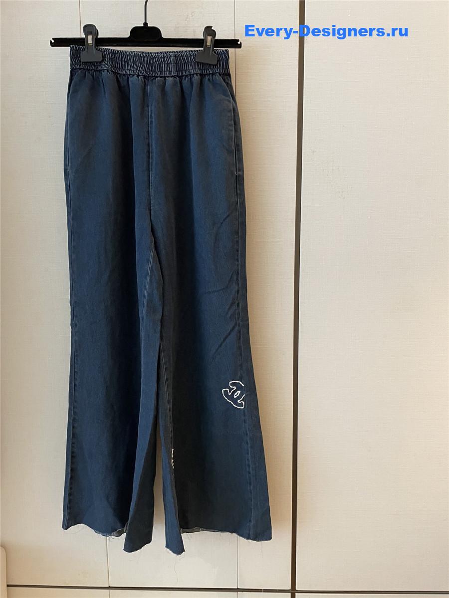 Ch**el blue elastic waist flared jeans