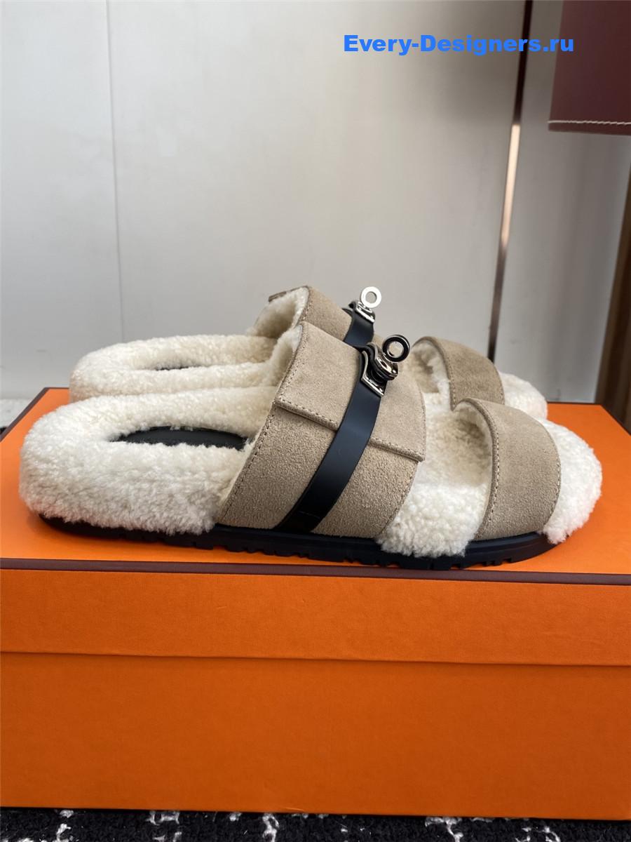 H**me5 gray suede sherling chypre sandal